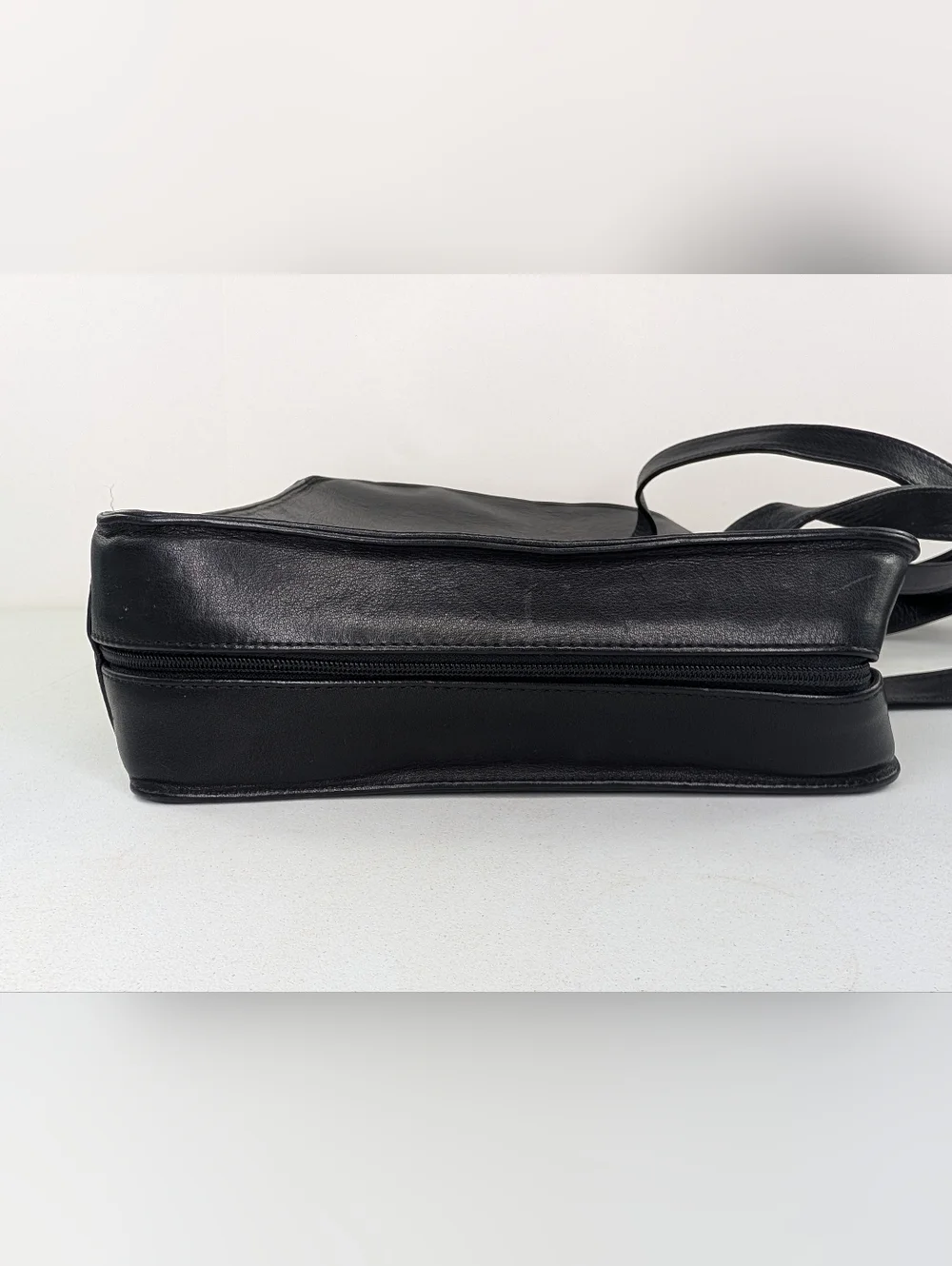 Spinneybeck Leather Briefcase Bag Rectangular Black Hand Straps Zip Around